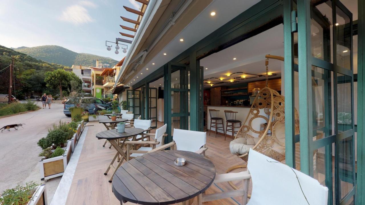 Zorbas Apartments Parga Extérieur photo