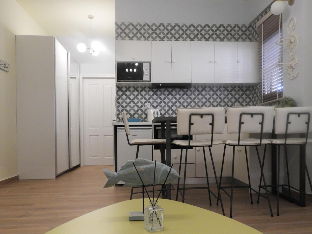Zorbas Apartments Parga Extérieur photo