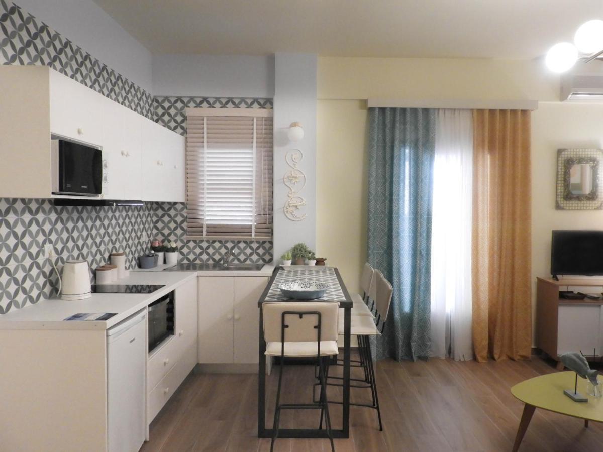 Zorbas Apartments Parga Extérieur photo