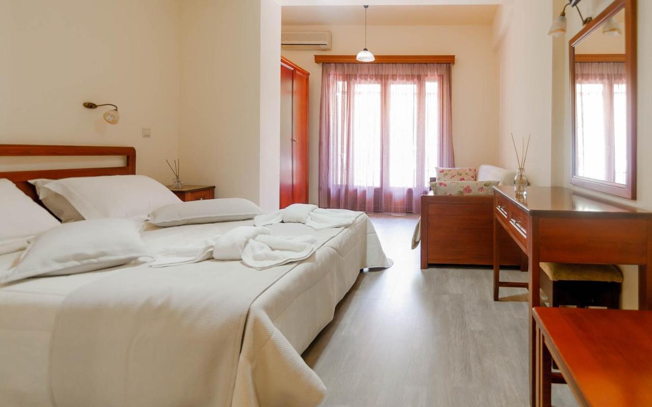 Zorbas Apartments Parga Extérieur photo