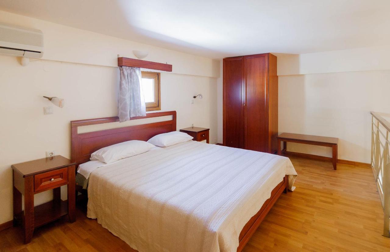 Zorbas Apartments Parga Extérieur photo