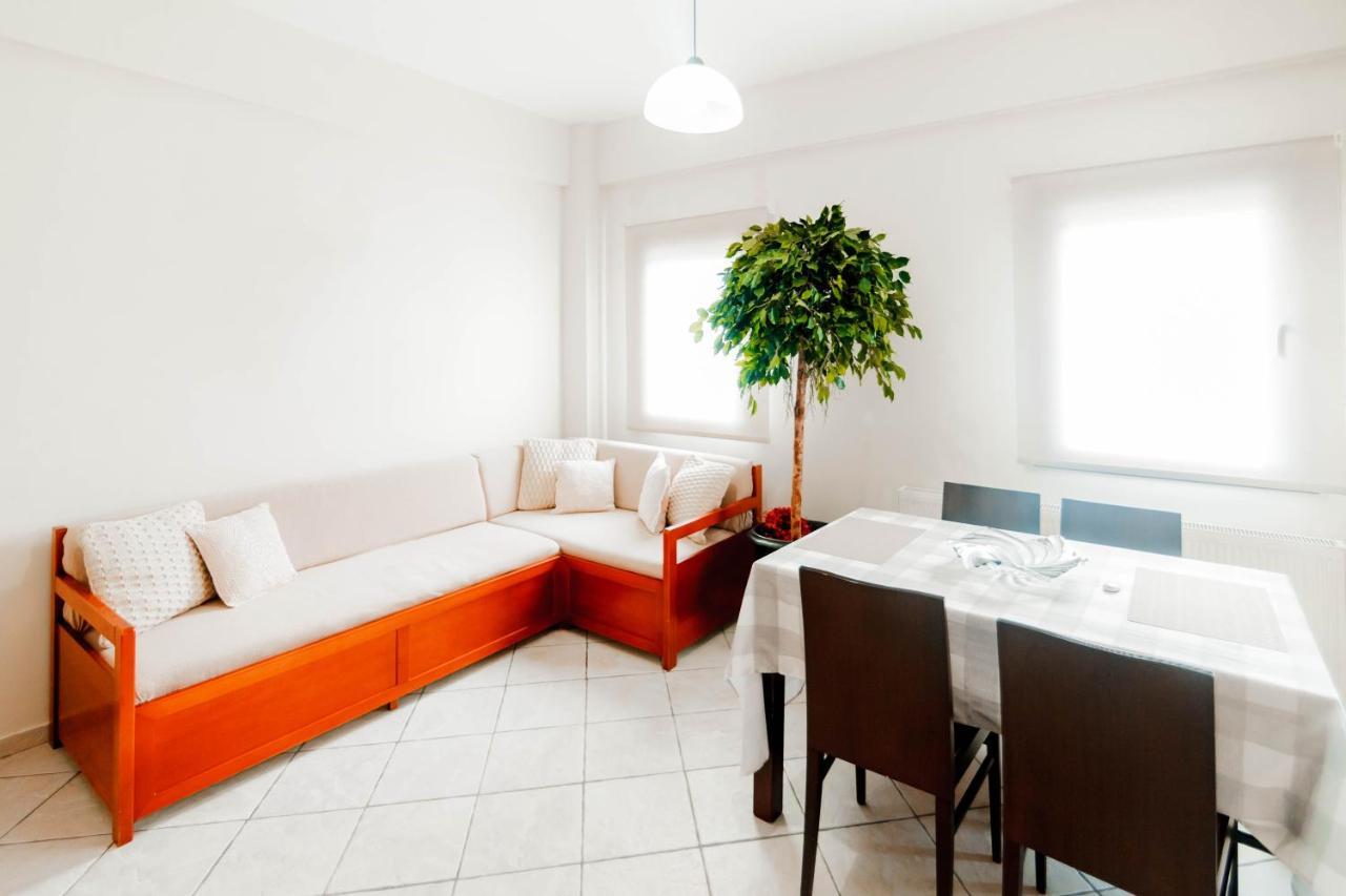 Zorbas Apartments Parga Extérieur photo