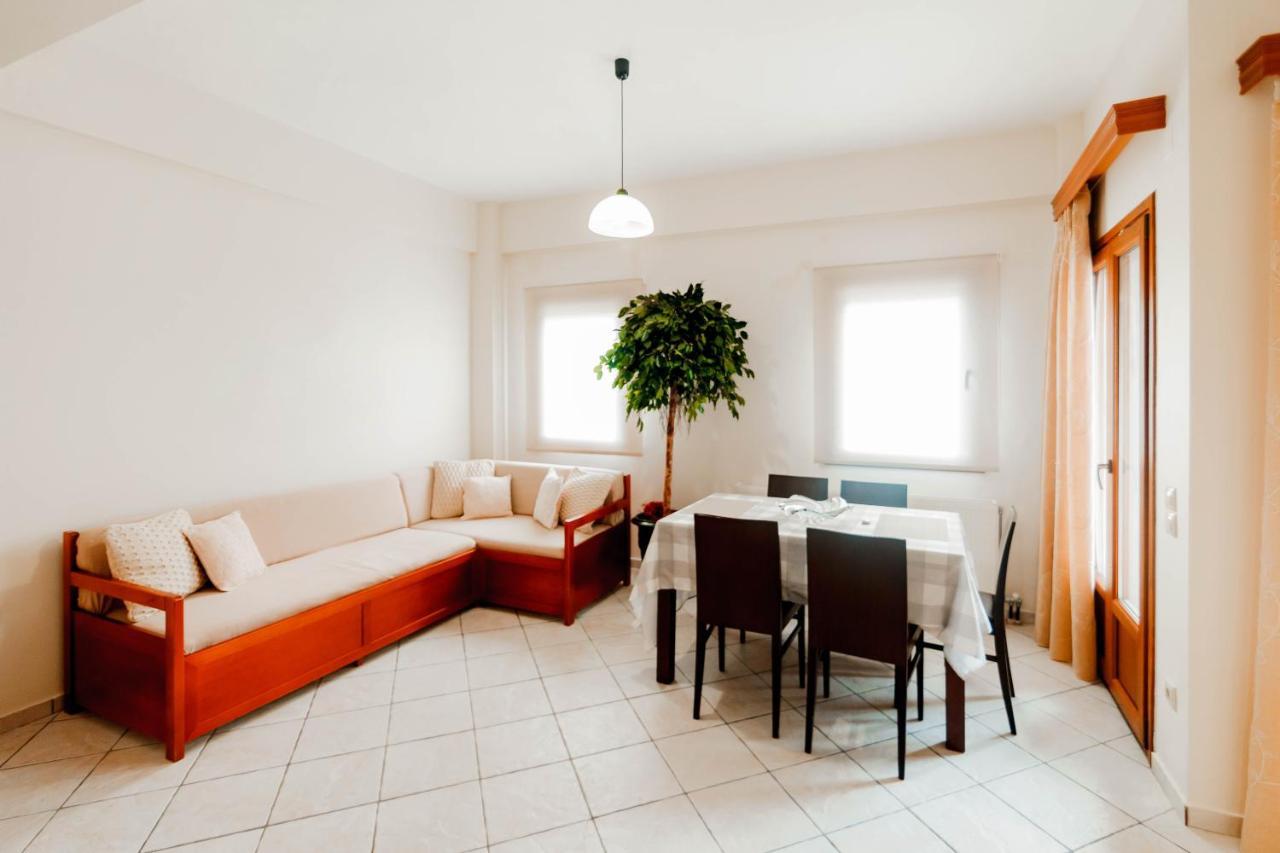Zorbas Apartments Parga Extérieur photo