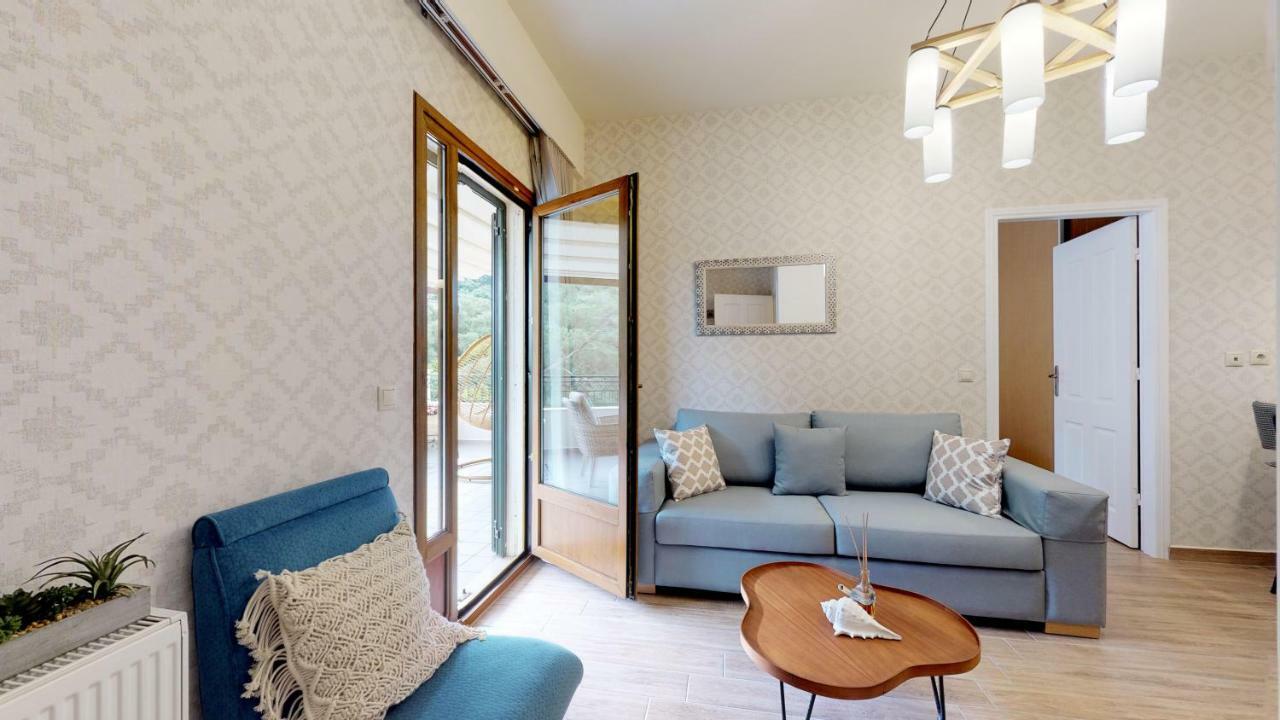 Zorbas Apartments Parga Extérieur photo