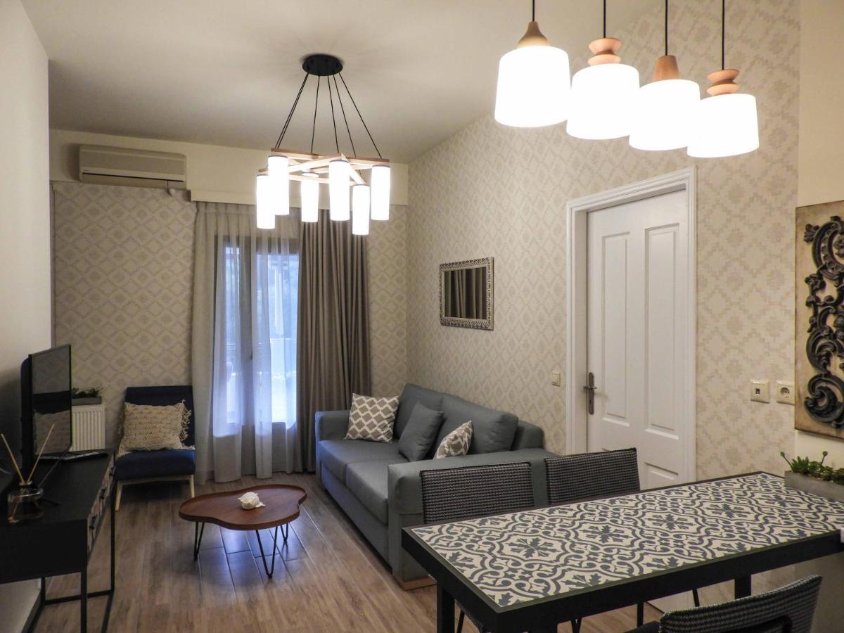 Zorbas Apartments Parga Extérieur photo
